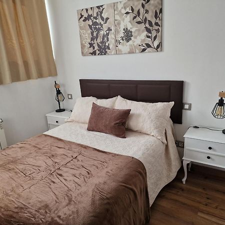 Vivienda Vacacional Con Jardin Y Barbacoa Onís エクステリア 写真